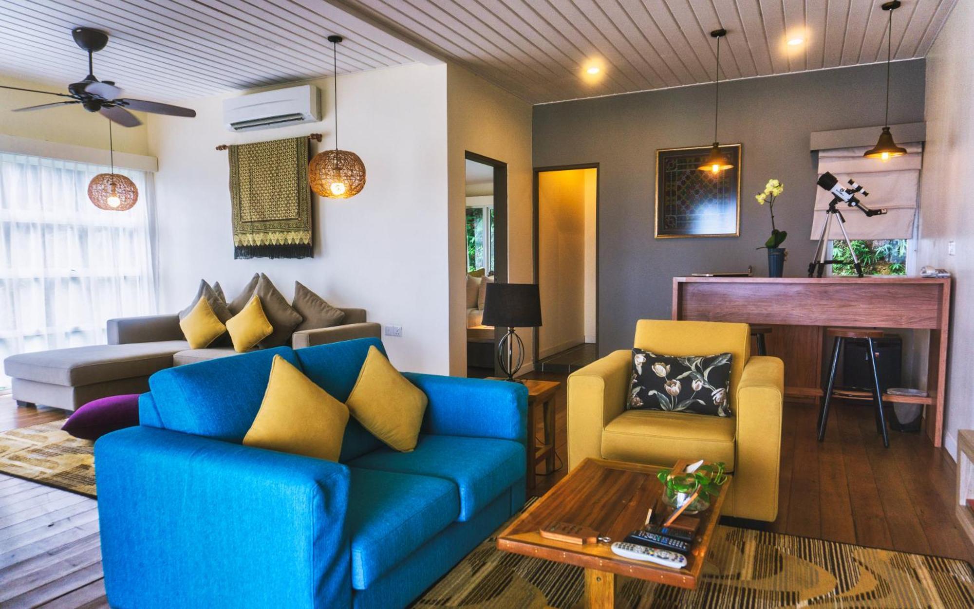 Hillside Villa Single Storey Return Boat Transfer,1546526554:JPEG
